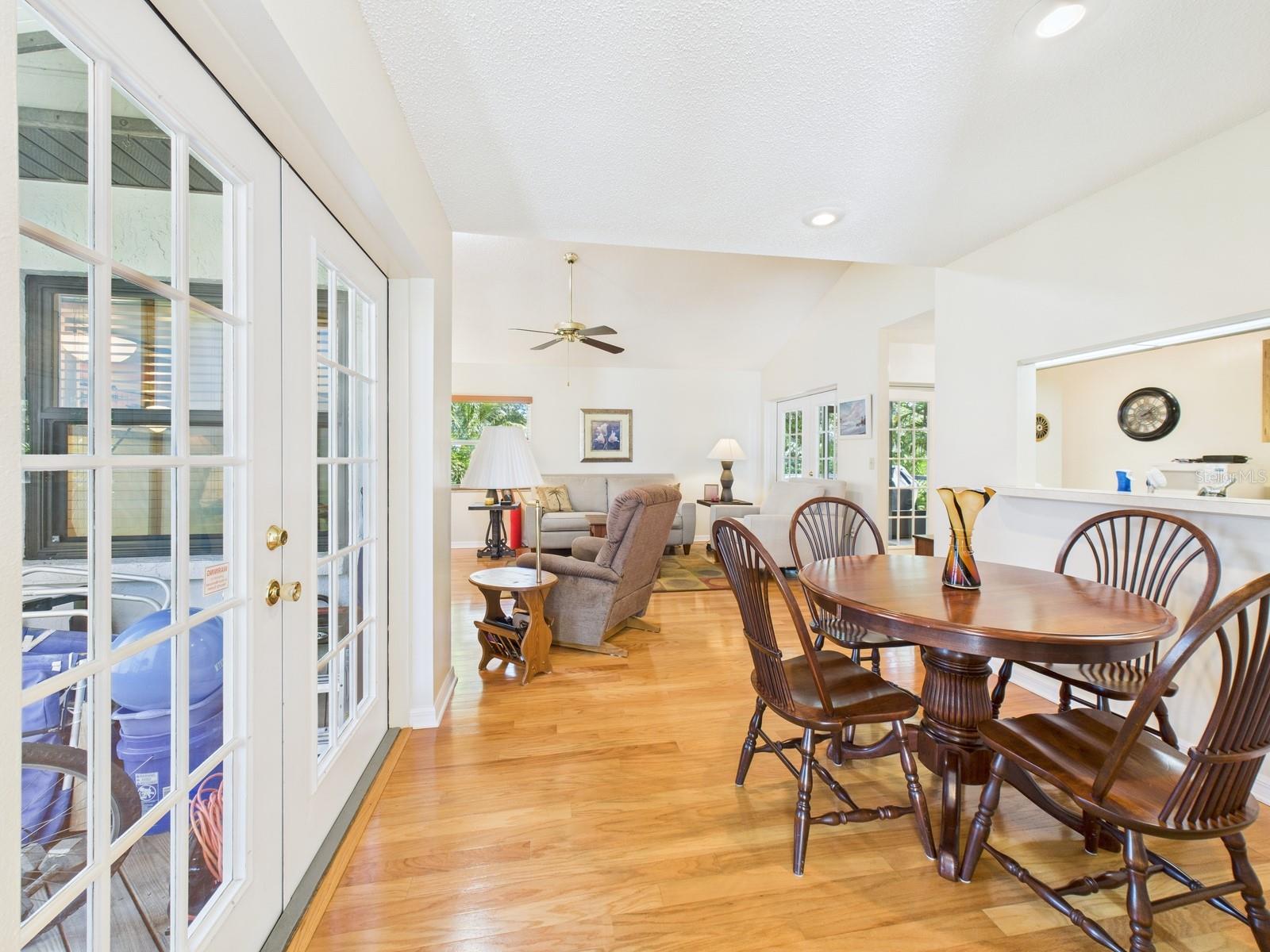 EAGLE CHASE - Residential