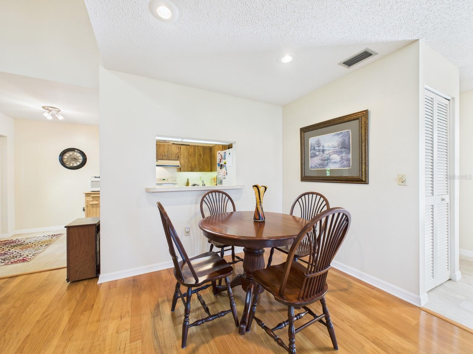 EAGLE CHASE - Residential