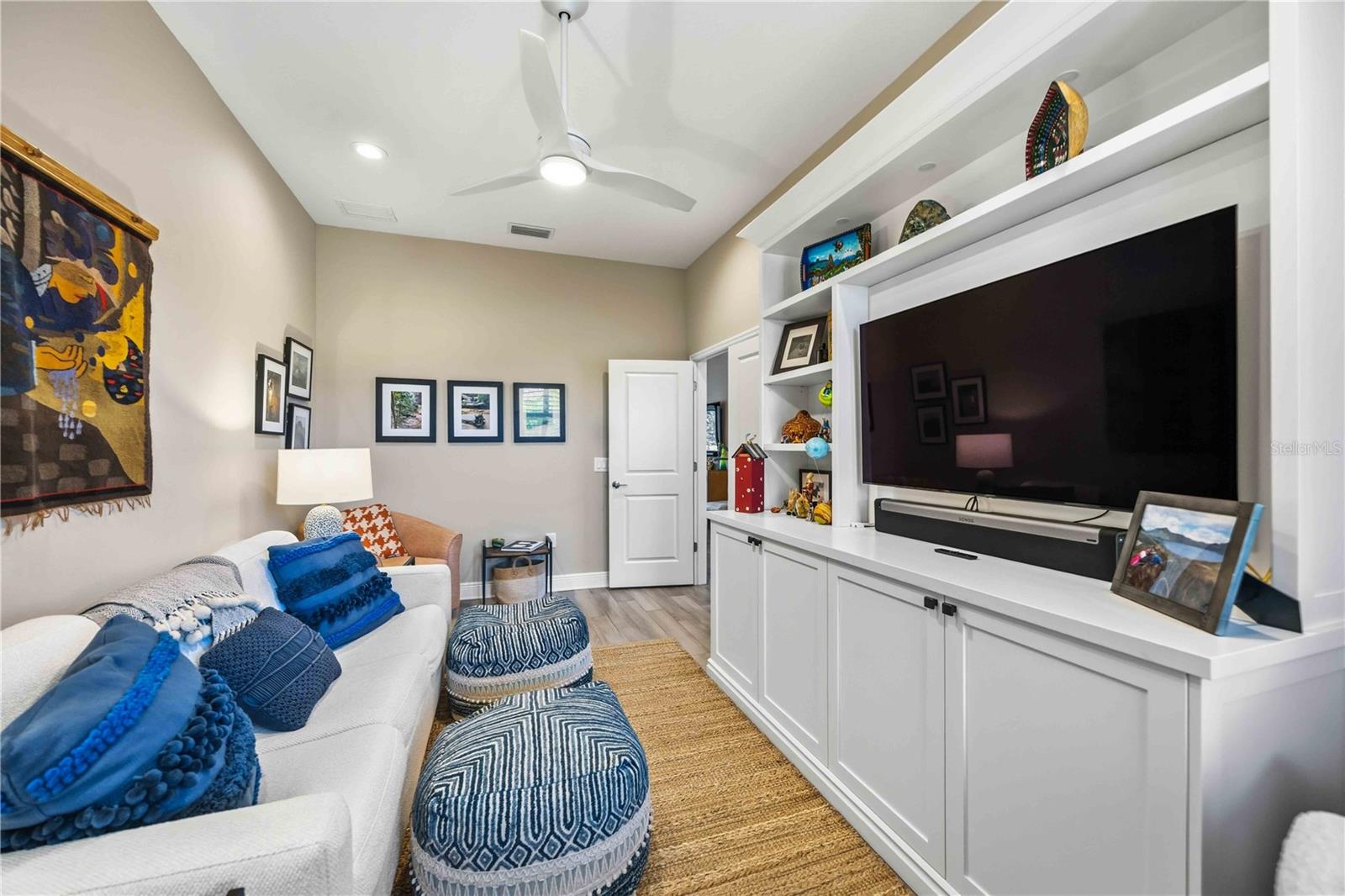 GRAND PALM PH 1B - Residential