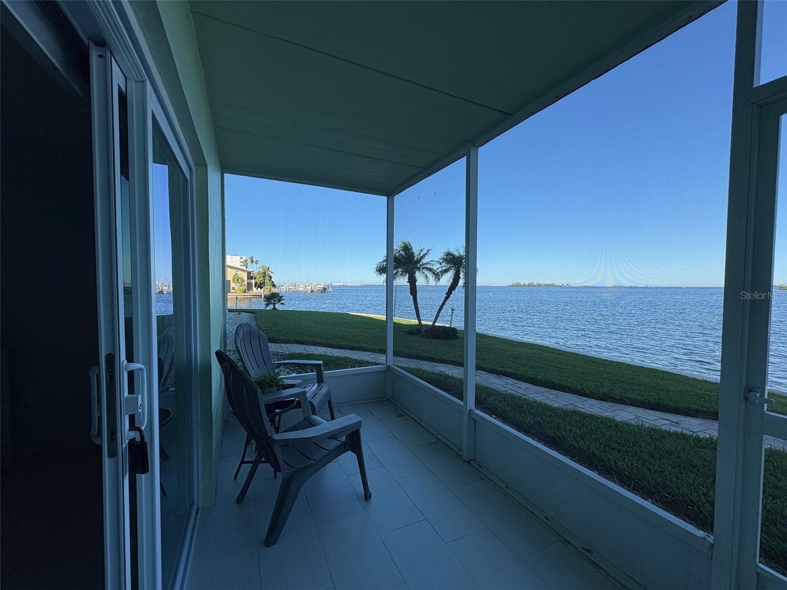 DOLPHIN POINTE OF DUNEDIN - Residential