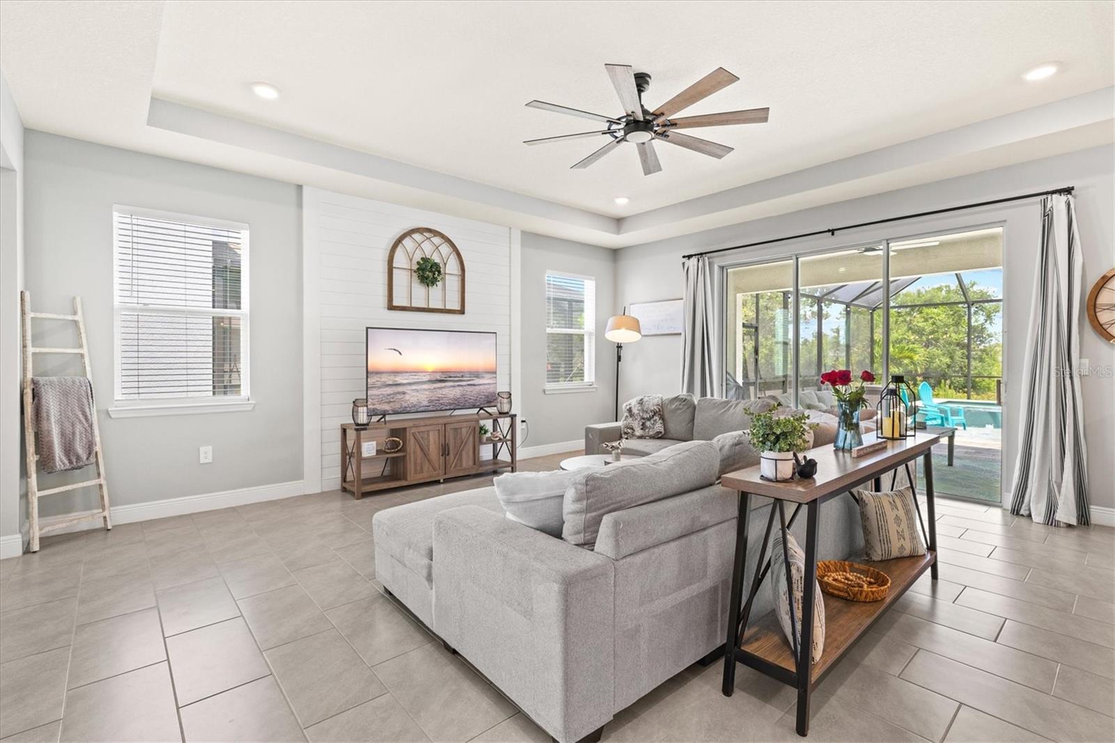 17547 CANTARINA COVE