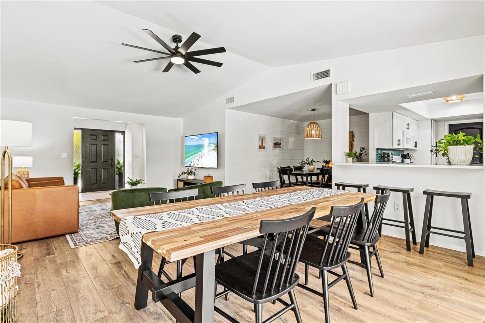 WOODBURY - Residential Lease