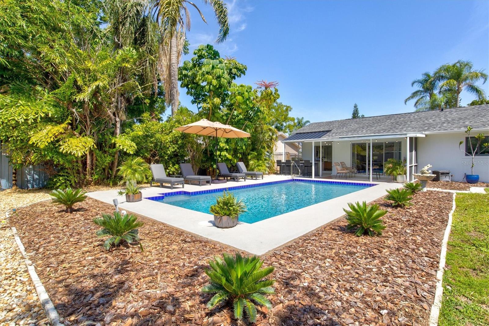 WOODBURY - Residential Lease