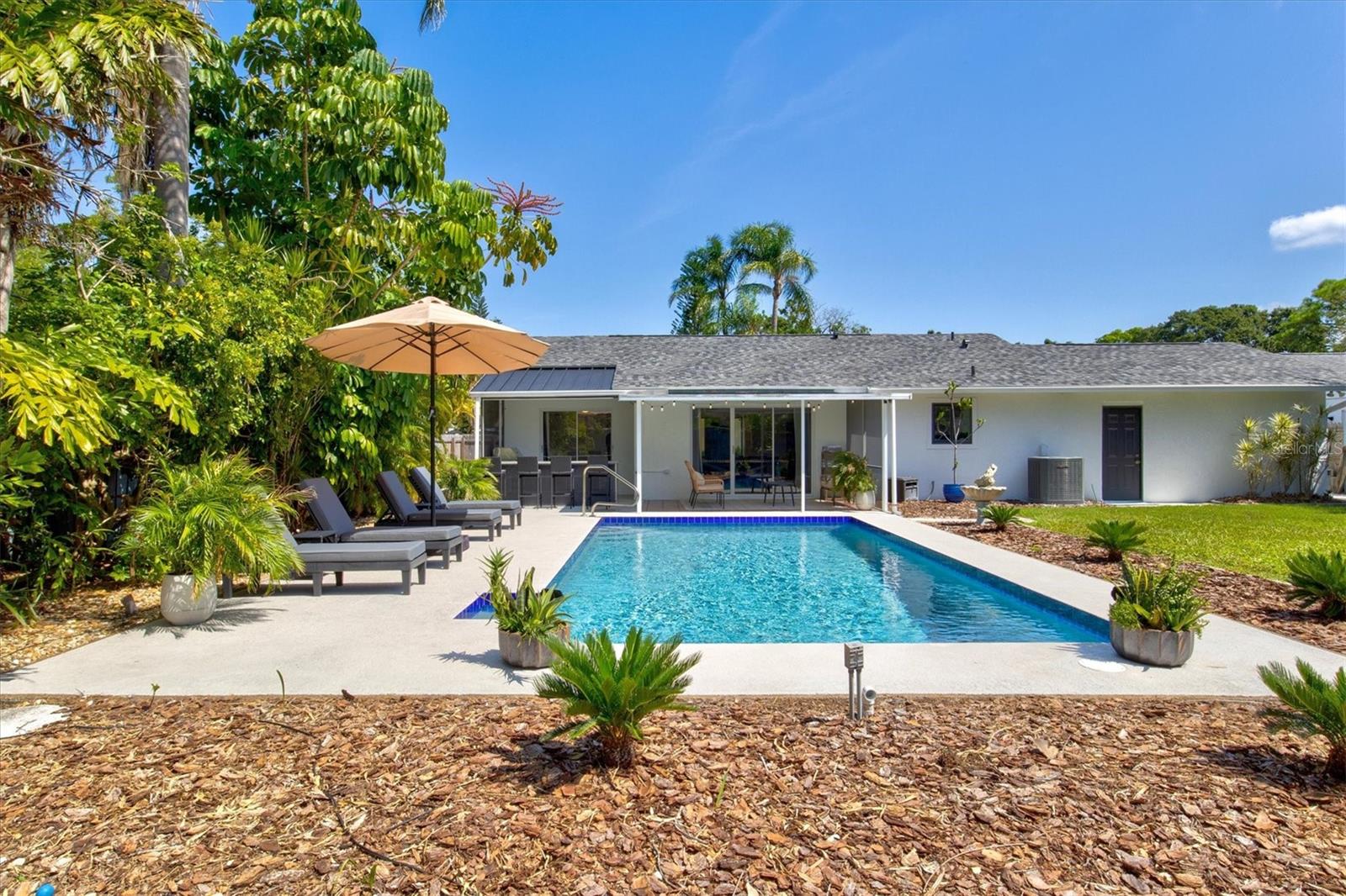 WOODBURY - Residential Lease