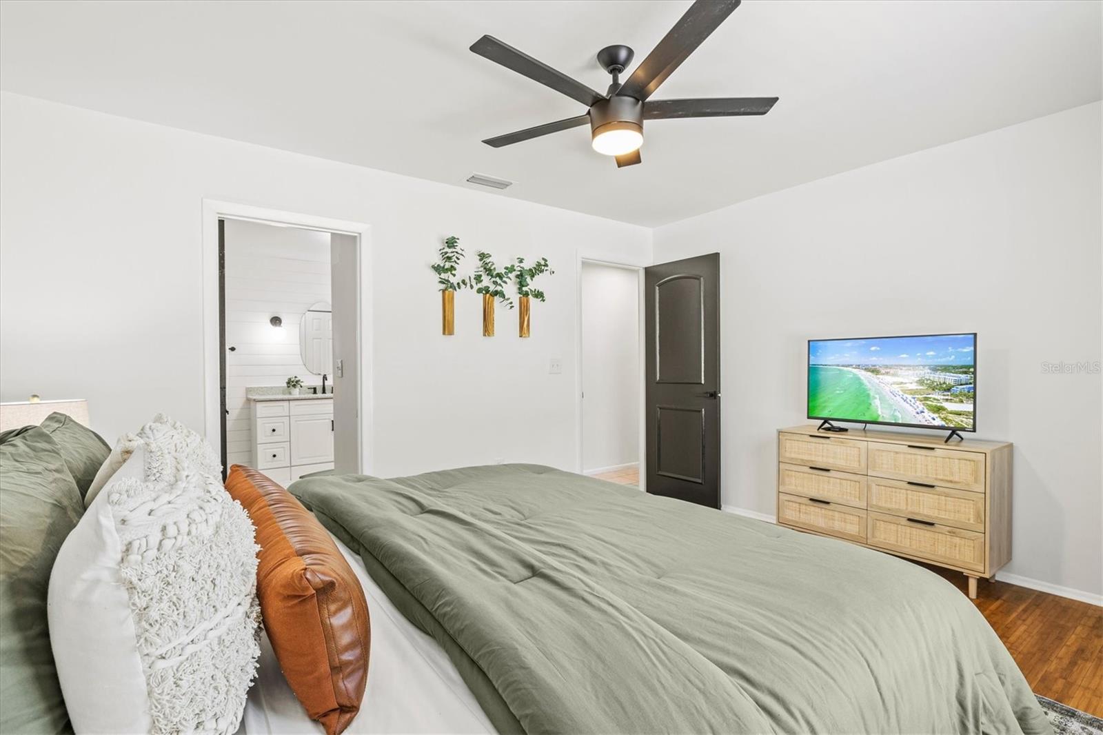 WOODBURY - Residential Lease