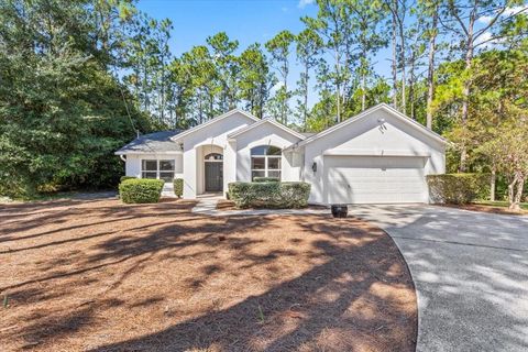 Photo of 4 West Place, Palm Coast, FL 32164 (MLS # FC313505)