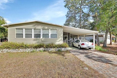 A home in LAKE MARY