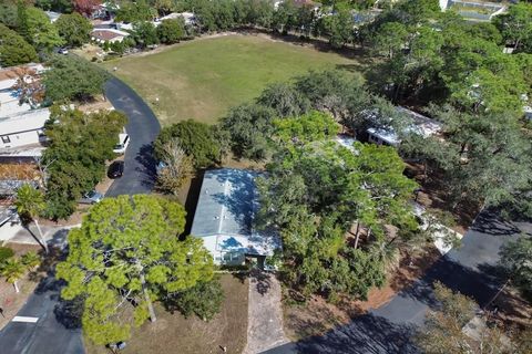 A home in LAKE MARY