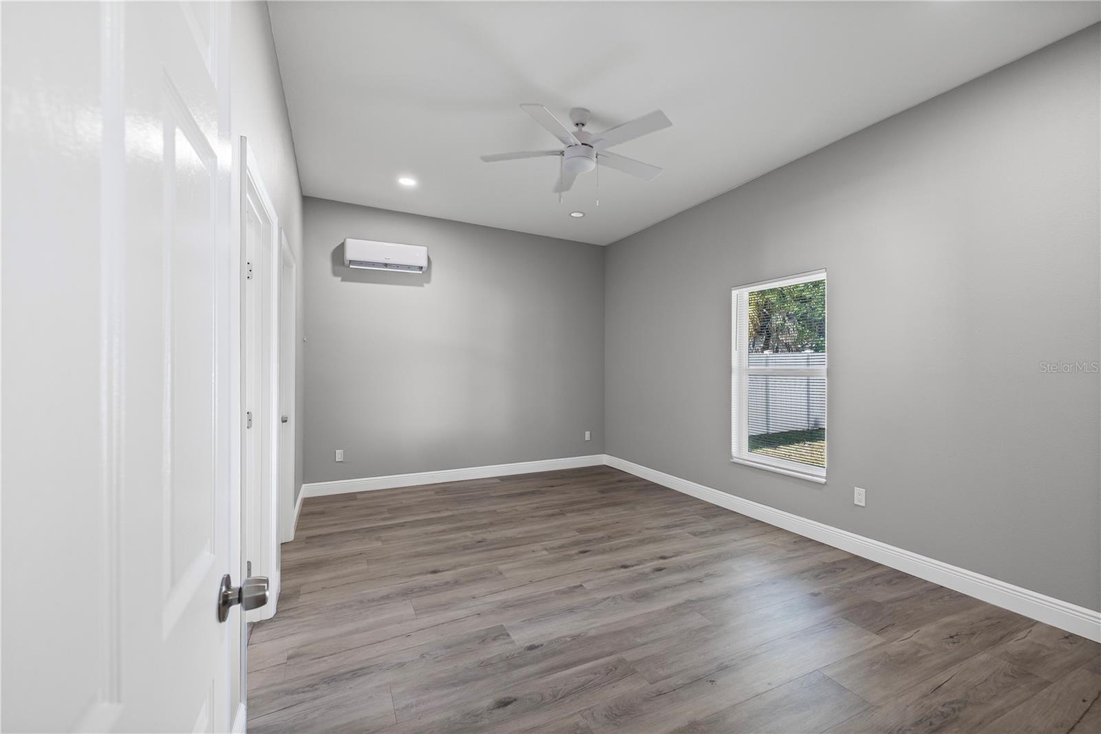BAY PINES ESTATES - Residential