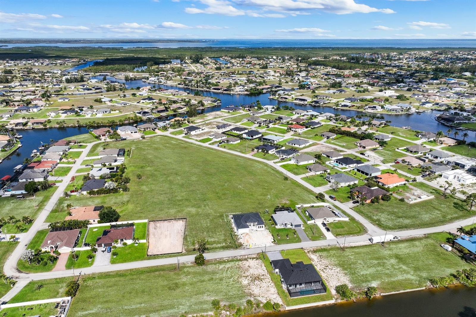 CAPE CORAL - Residential