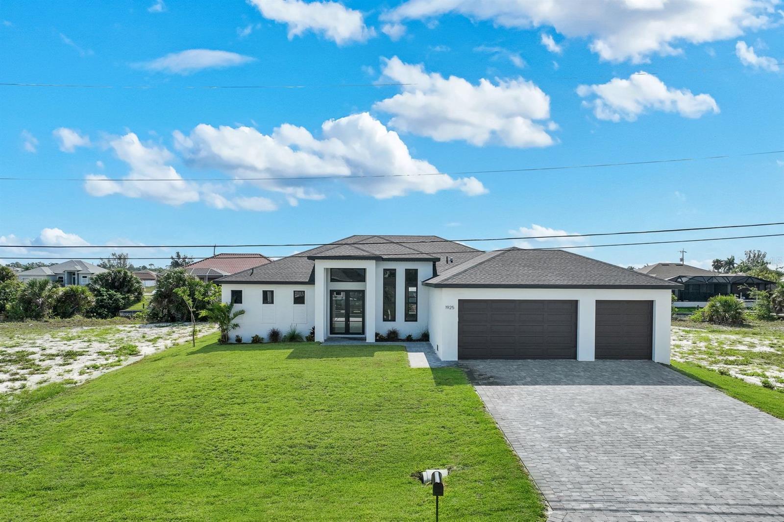 CAPE CORAL - Residential