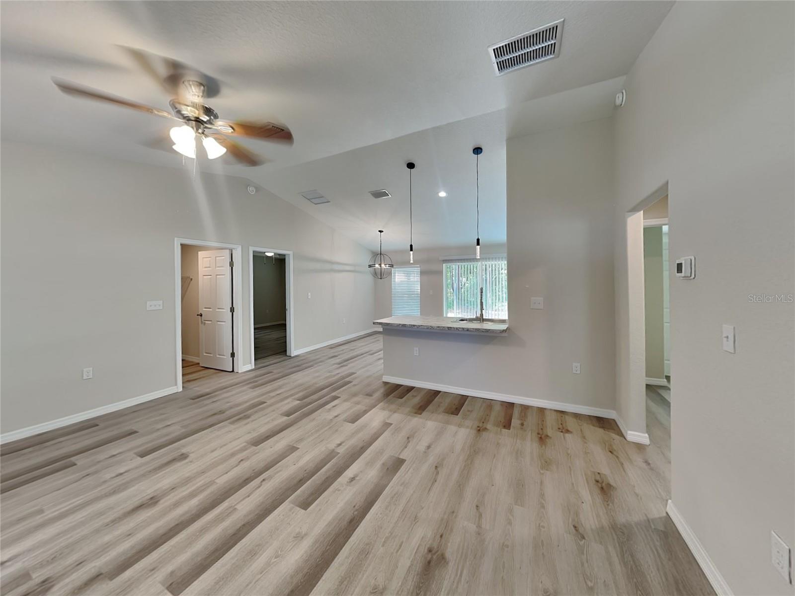 SILVER SPGS SHORES 09 - Residential Lease