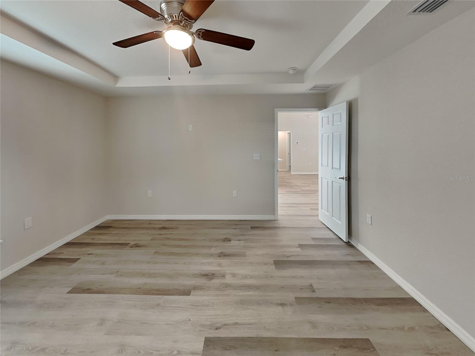 SILVER SPGS SHORES 09 - Residential Lease