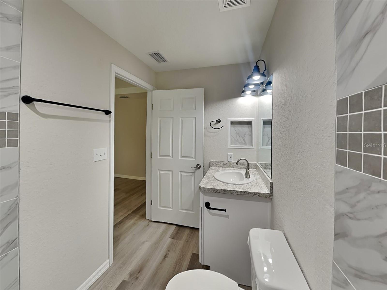 SILVER SPGS SHORES 09 - Residential Lease