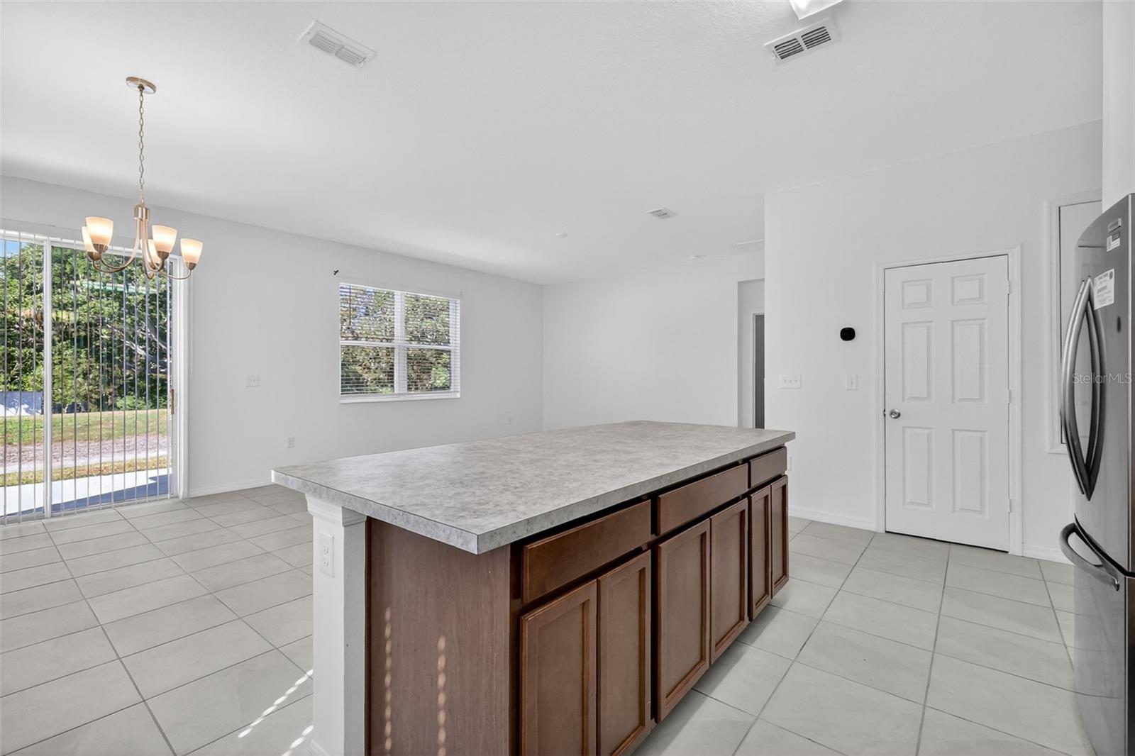 PARKSIDE - Residential