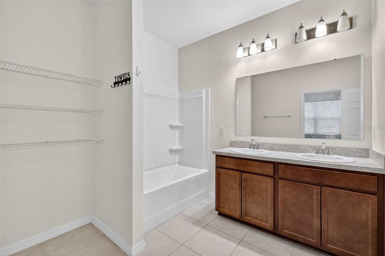 PARKSIDE - Residential