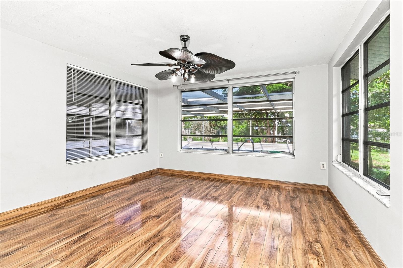10121 OLEANDER DRIVE