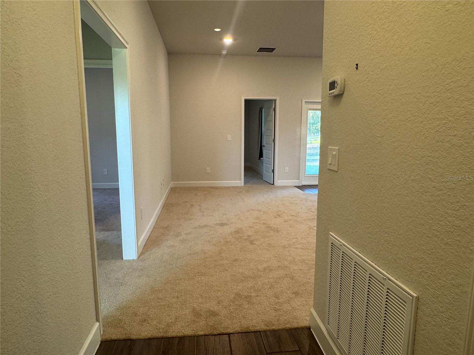 187 NW 45TH LOOP