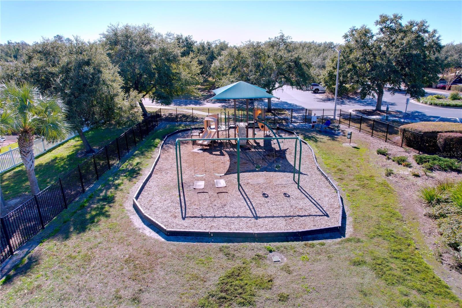 TRILLIUM VILLAGE E PH 1 - Residential