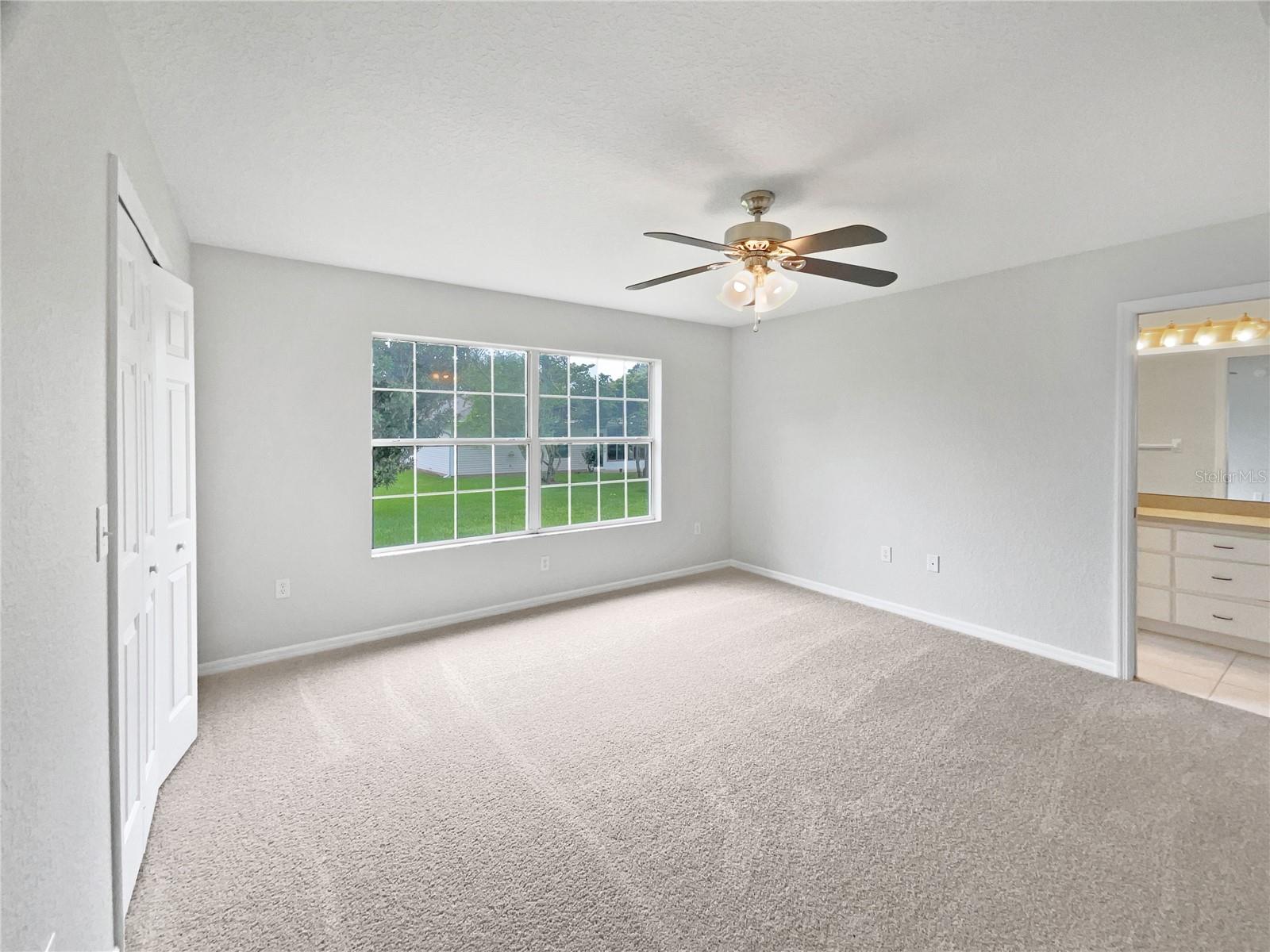 TAVARES LAKE SAUNDERS POINTE LT 01 - Residential