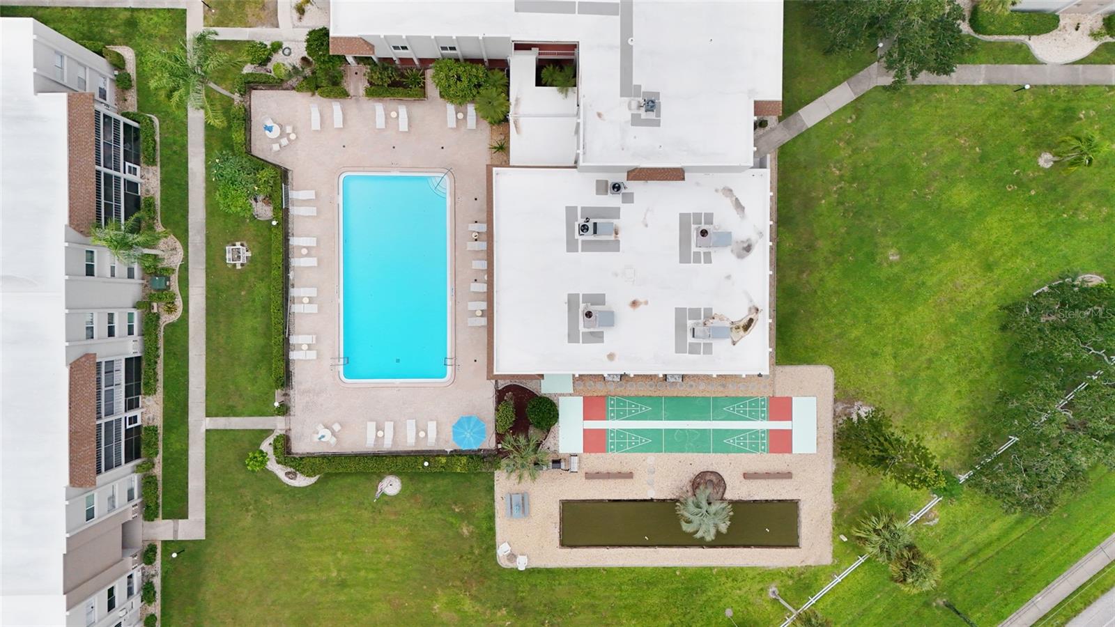 GLEN OAKS GARDEN APTS 3 - Residential