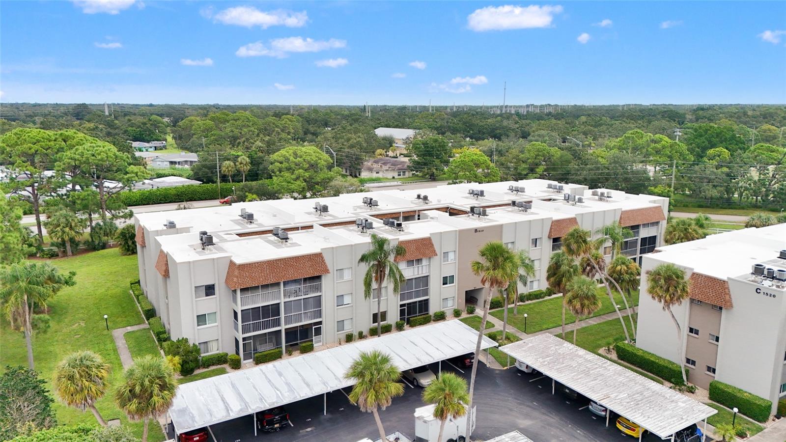 GLEN OAKS GARDEN APTS 3 - Residential