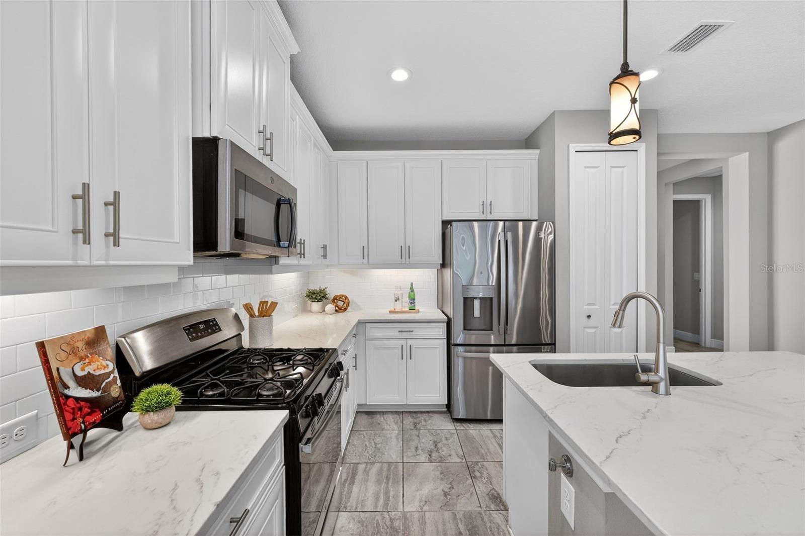 4412 STAR APPLE TERRACE