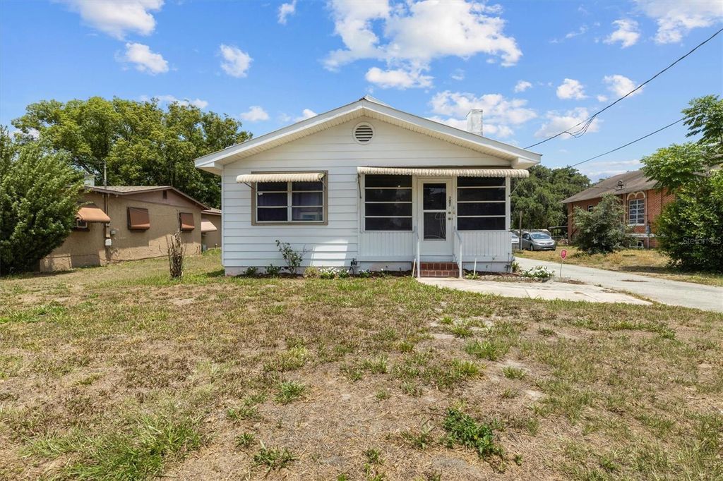 Photo of 207 S Perry Avenue, Fort Meade, FL 33841 (MLS # S5149672)