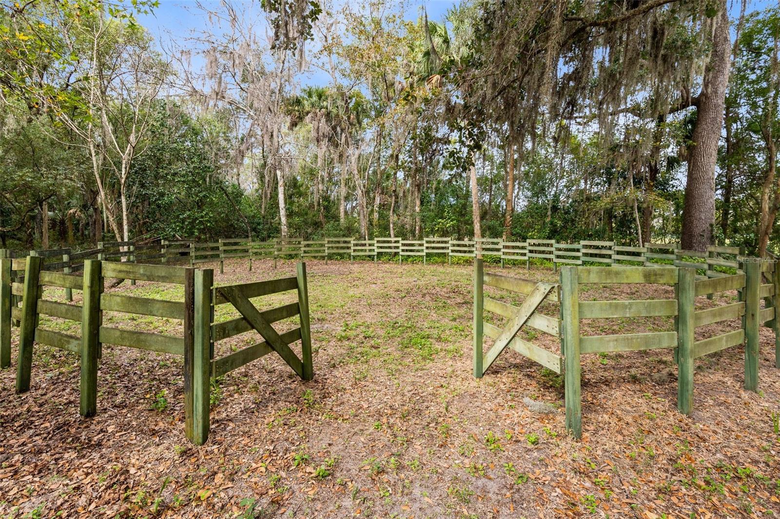 PALM HAMMOCK - Residential