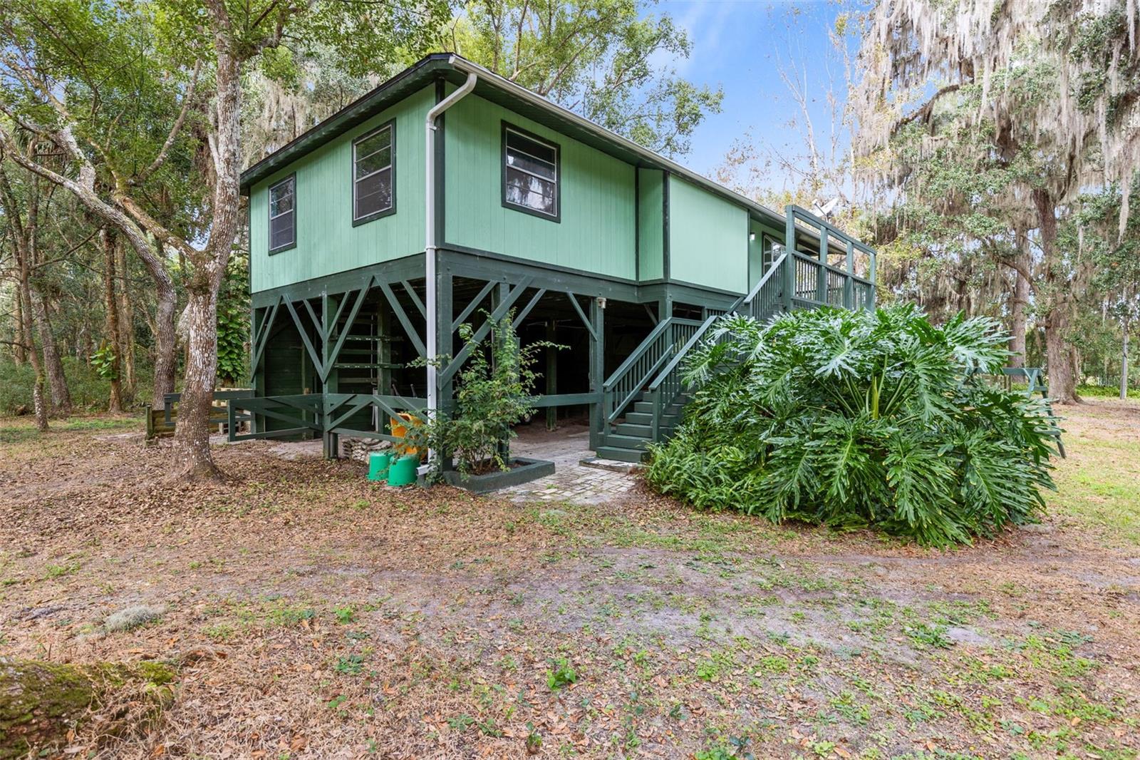 PALM HAMMOCK - Residential