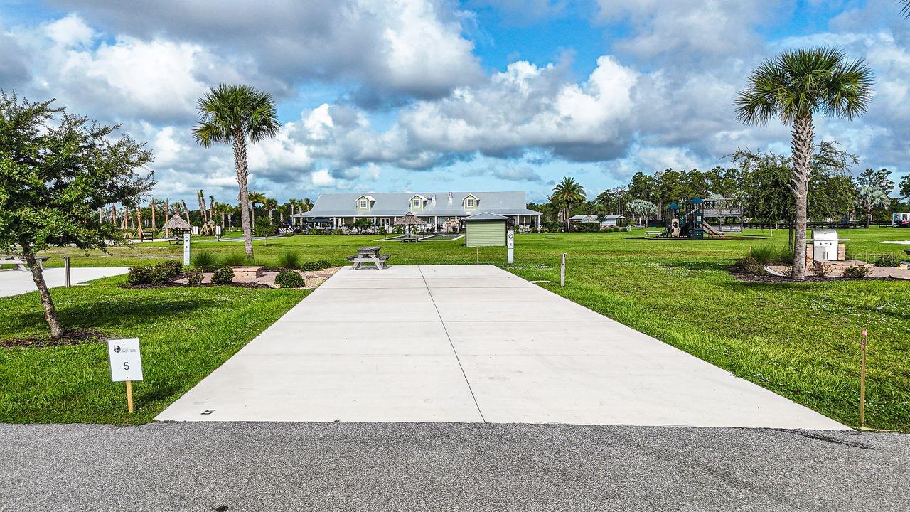 NONRESIDENTIAL CONDO - Land