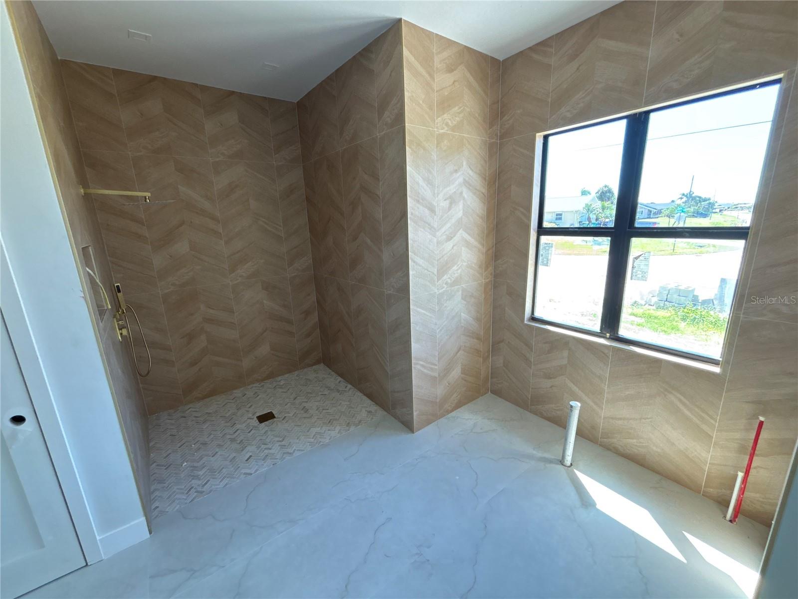 ROTONDA WEST PEBBLE BEACH - Residential