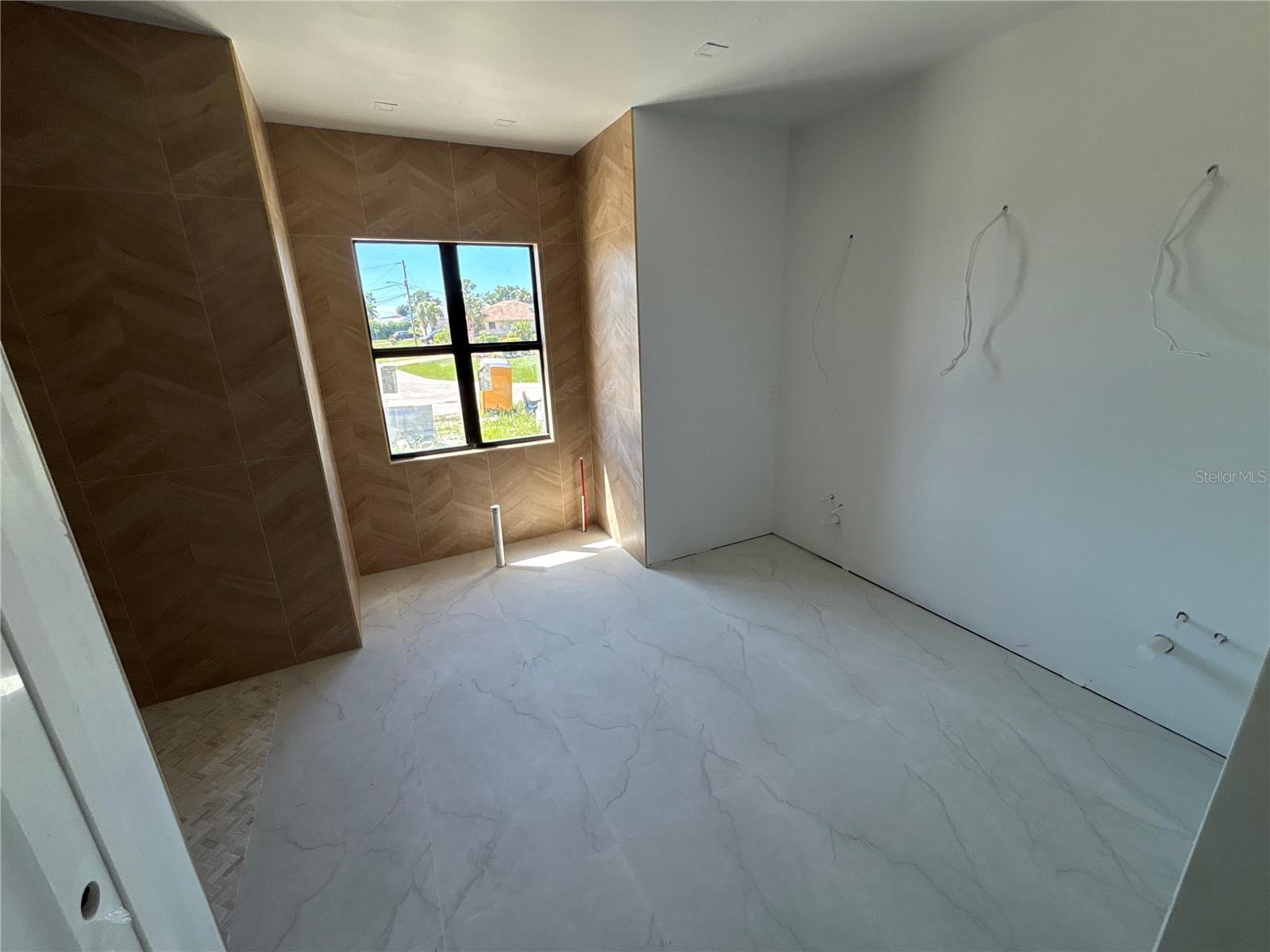 ROTONDA WEST PEBBLE BEACH - Residential