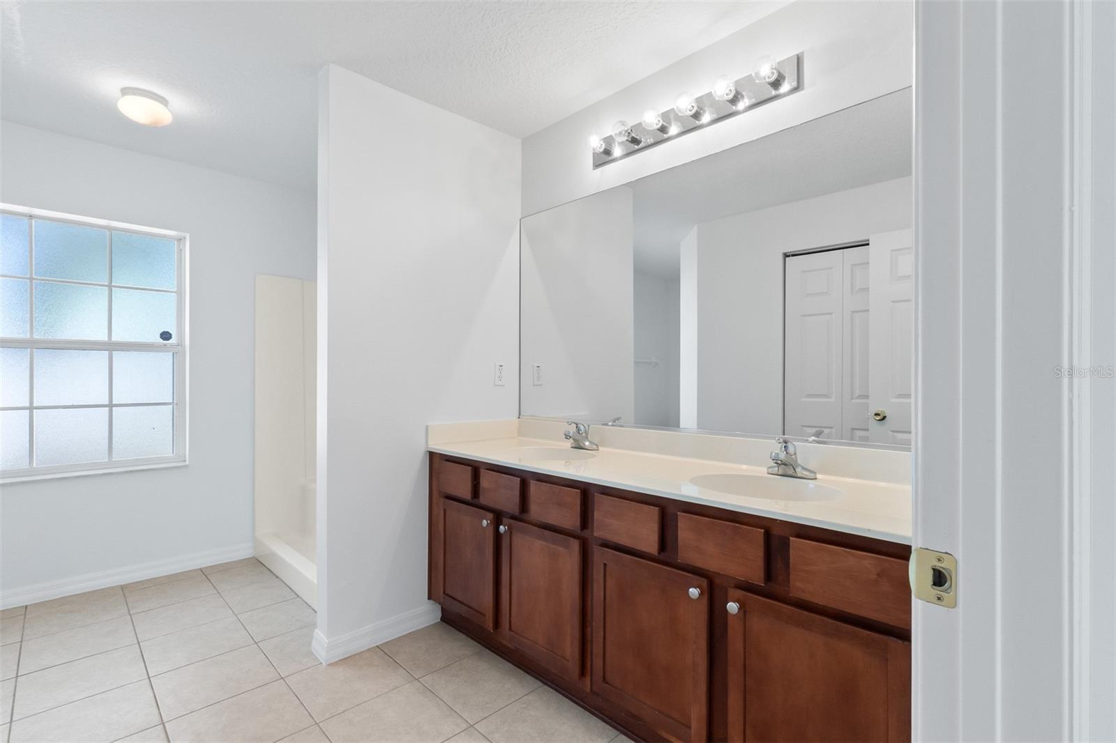SEMINOLE WOODS - Residential
