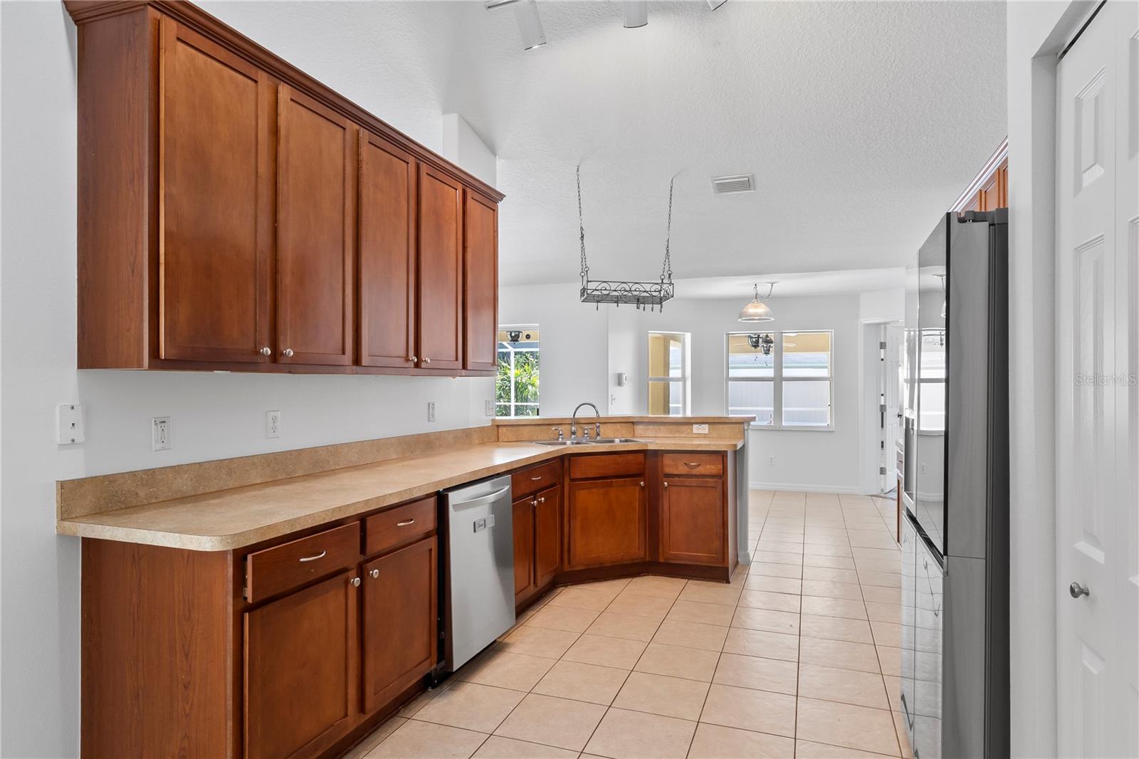 SEMINOLE WOODS - Residential