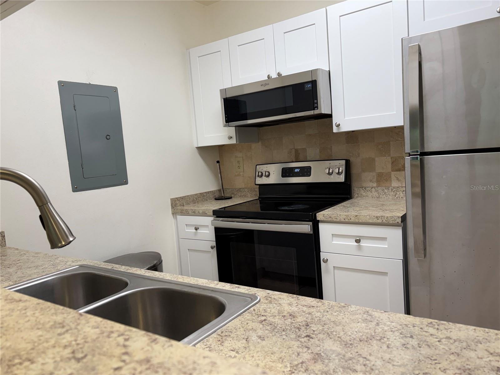 GRENELEFE TENNIS VILLAGE CONDO - Residential