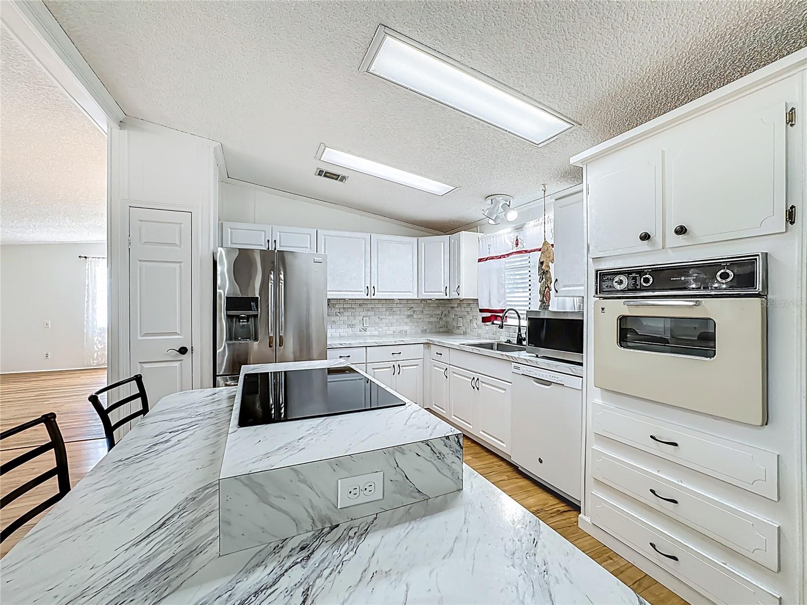 8430 IMPERIAL LAKE CIRCLE