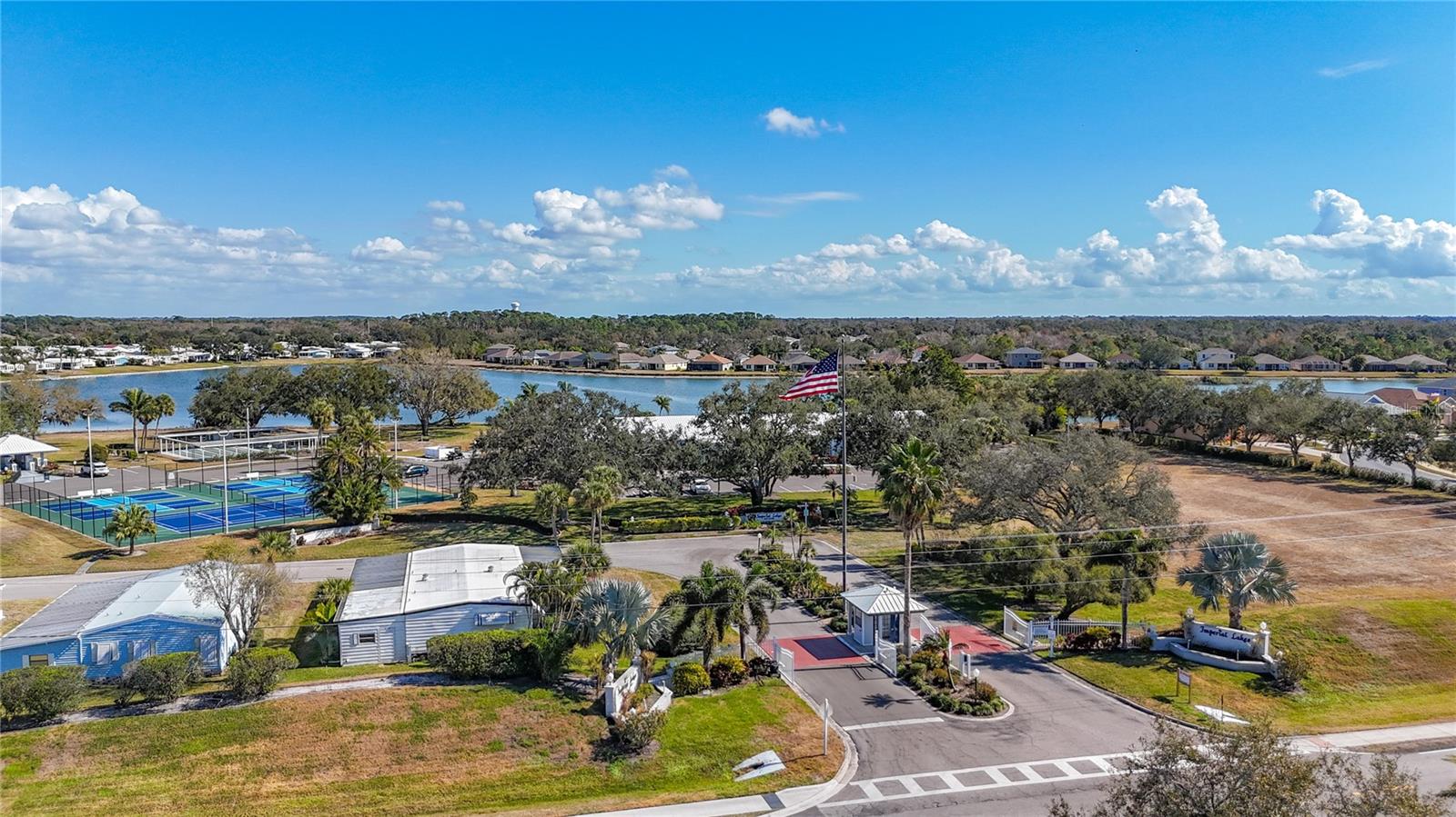 IMPERIAL LAKES ESTATES UNIT II - Residential