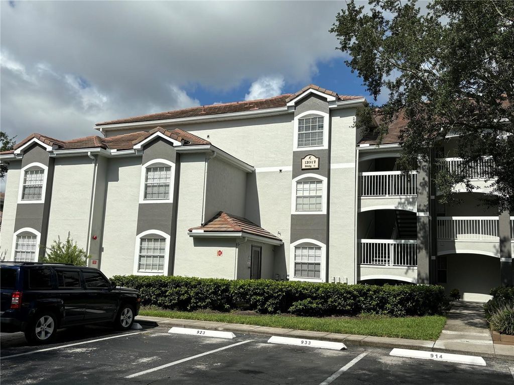 Photo of 13917 Fairway Island Drive #917, Orlando, FL 32837 (MLS # O6399866)