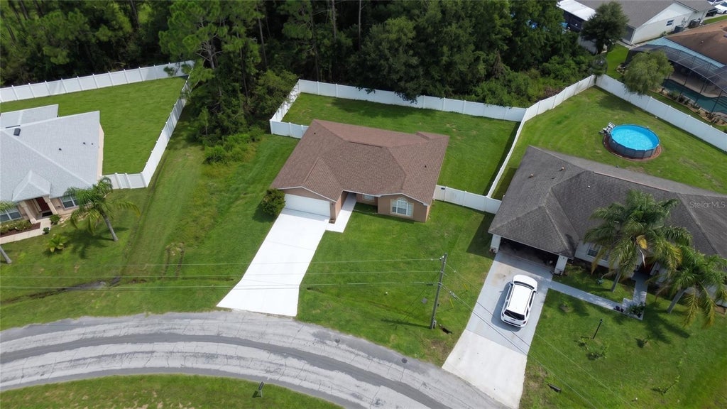 Photo of 930 Derbyshire Drive, Kissimmee, FL 34758 (MLS # S5156815)