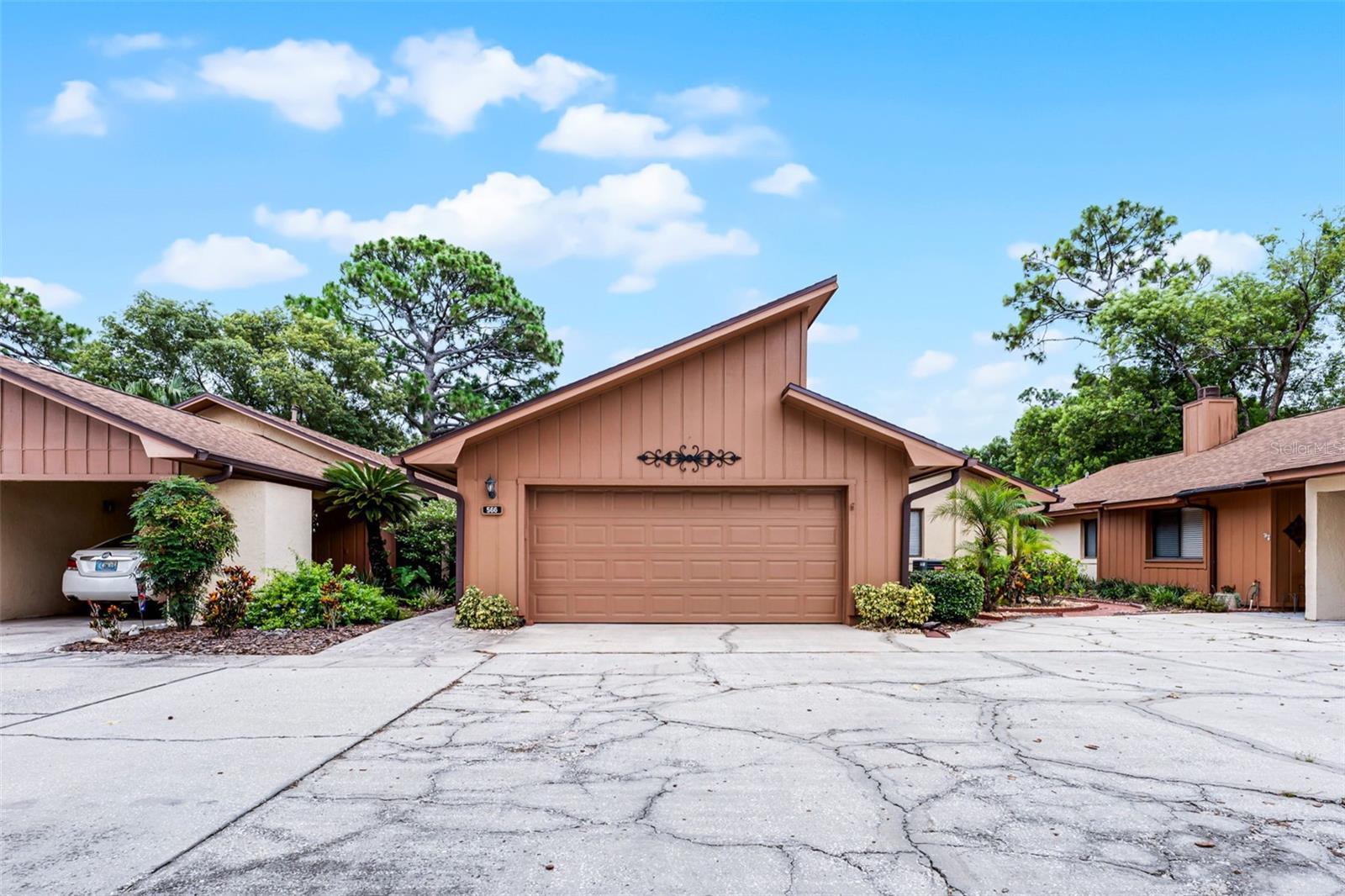 566 WOODFIRE WAY