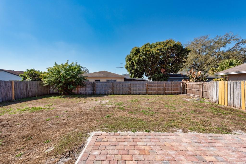 BEACON MEADOWS UNIT 1 - Residential