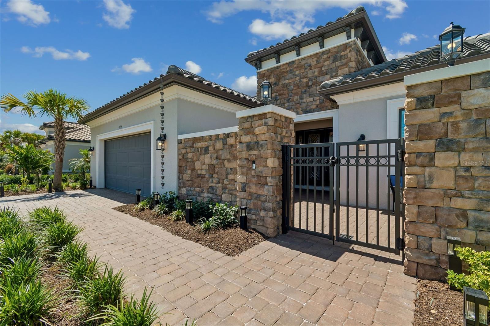 ESPLANADE/WIREGRASS RANCH PH - Residential