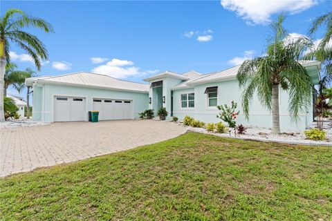 Single Family Residence in PUNTA GORDA FL 29527 LEAH ROAD 40.jpg