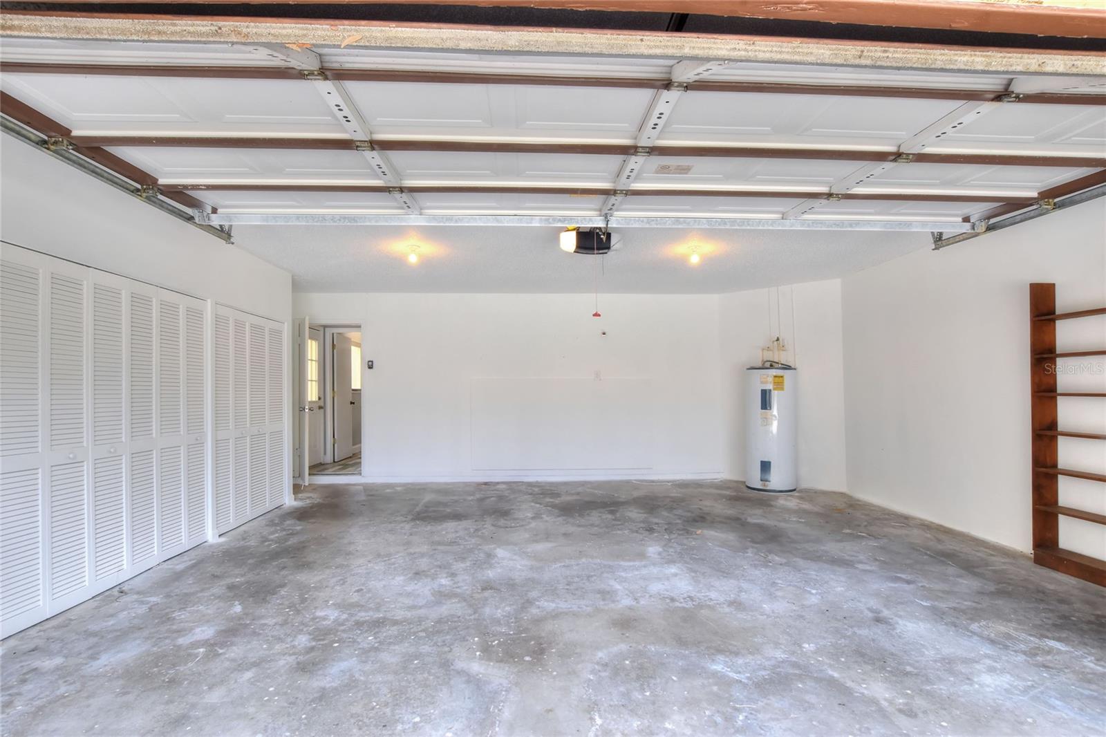 CREEK WOODS A CONDO IN IMPERIALAKES PH 02 SEC 03 - Residential