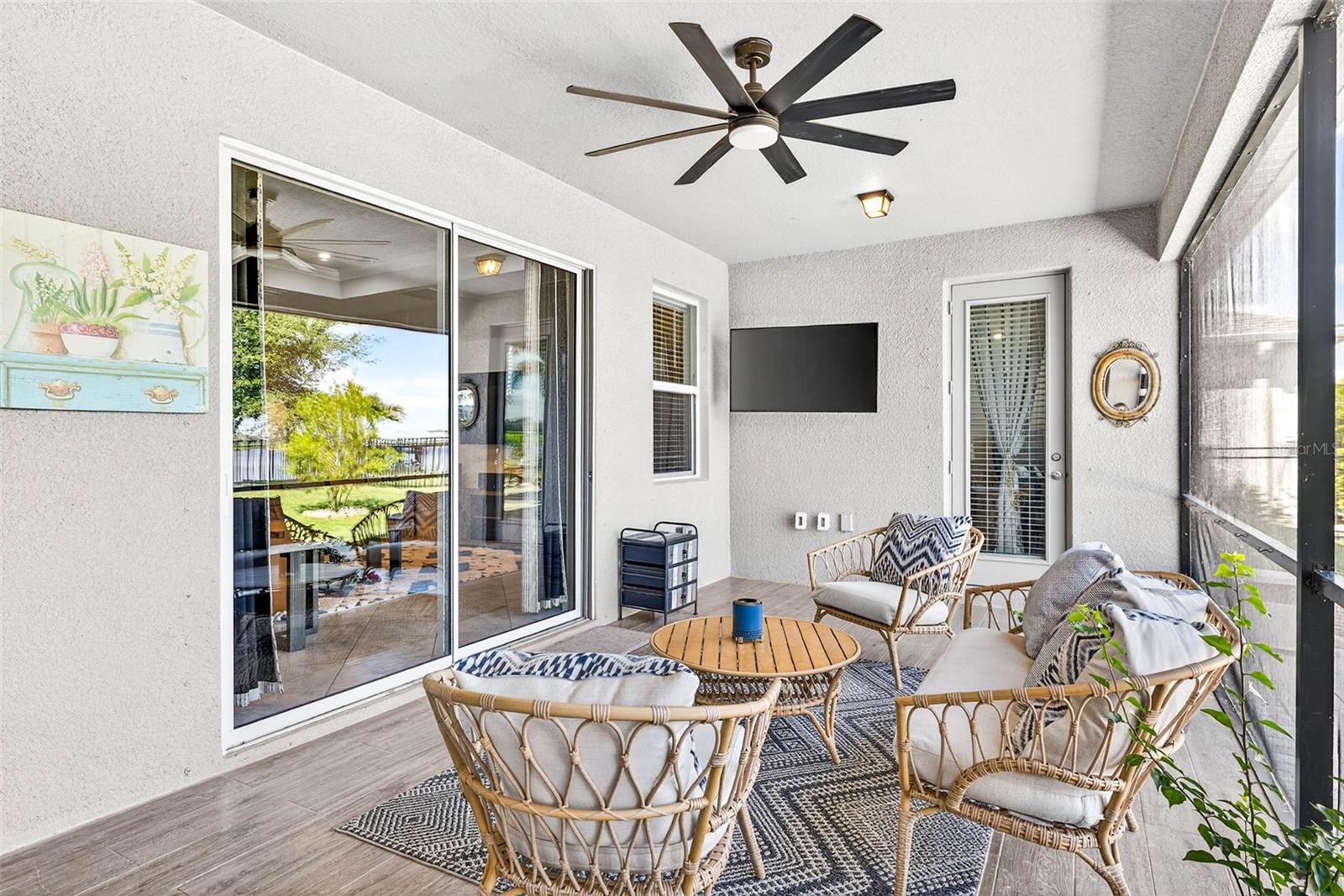 LUCAYA LAKE CLUB PH 4D - Residential