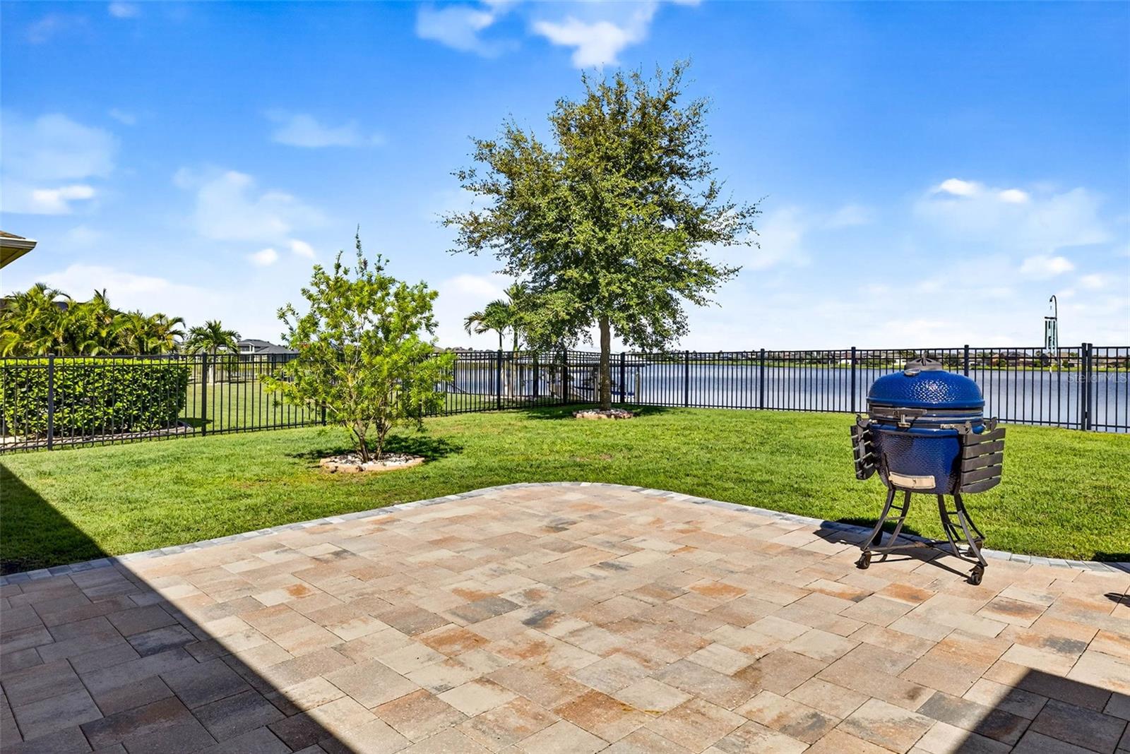 LUCAYA LAKE CLUB PH 4D - Residential
