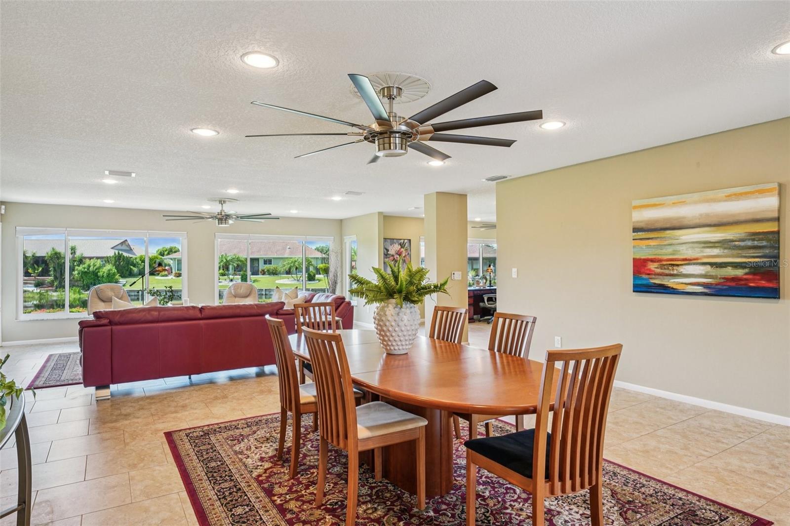2110 W VIEW DRIVE