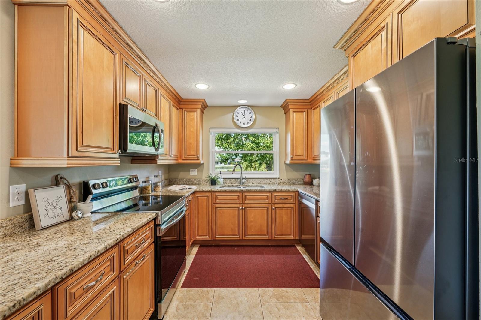 2110 W VIEW DRIVE