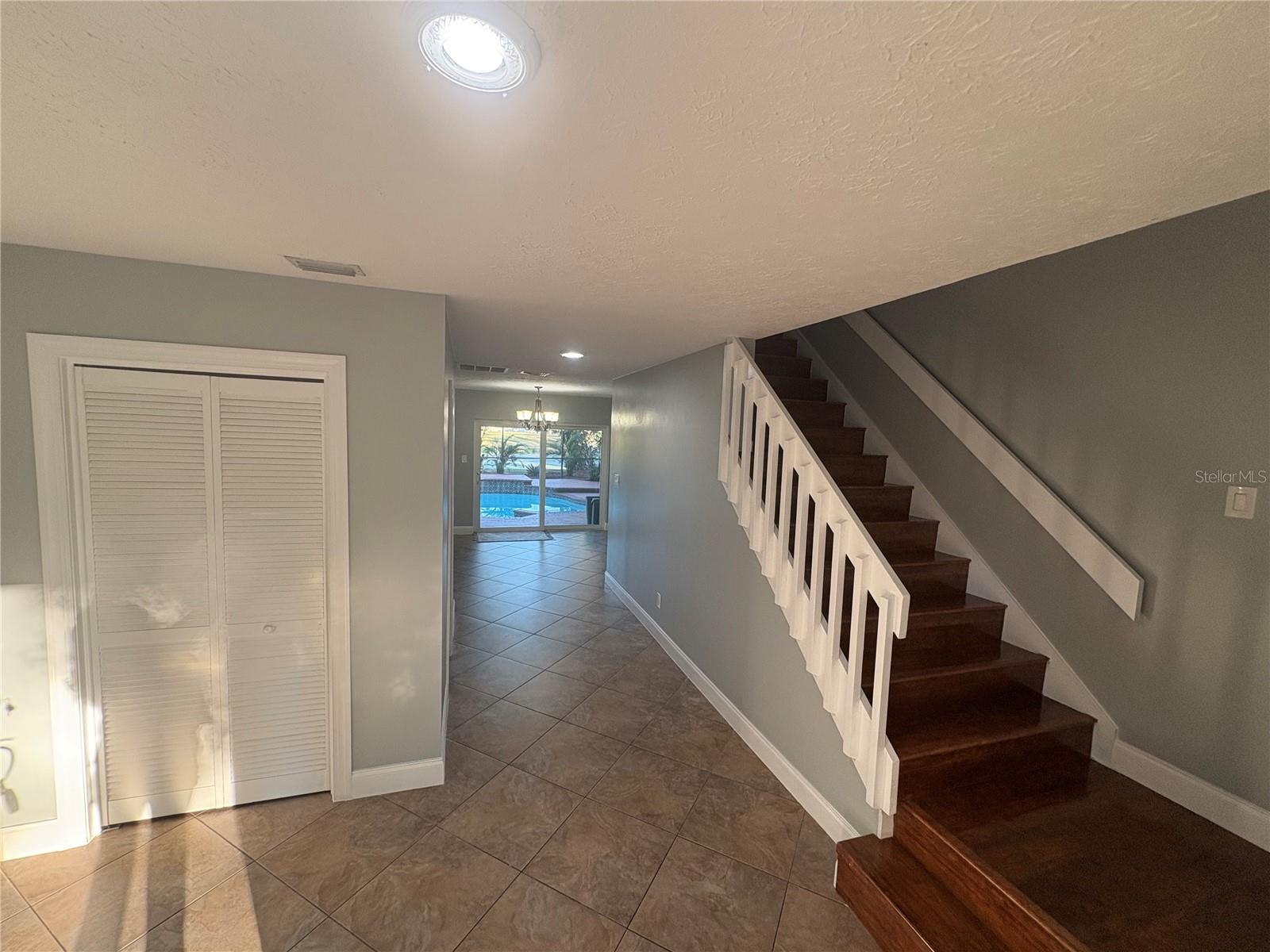 BLOOMINGDALE WEST - Residential